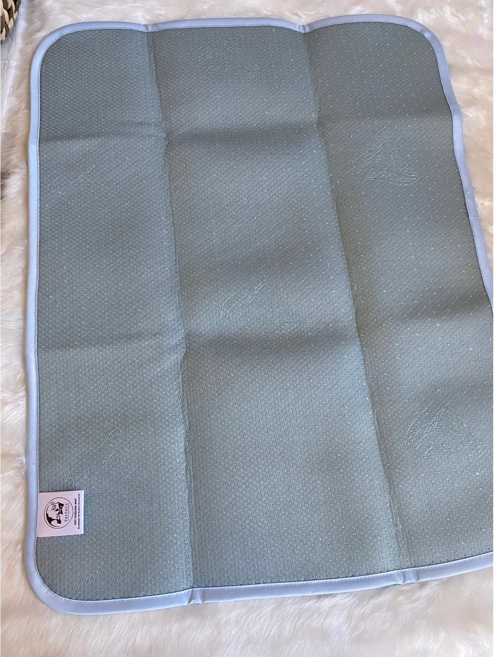 PetFelix Cooling Mat for Pets with 2 Pouches
